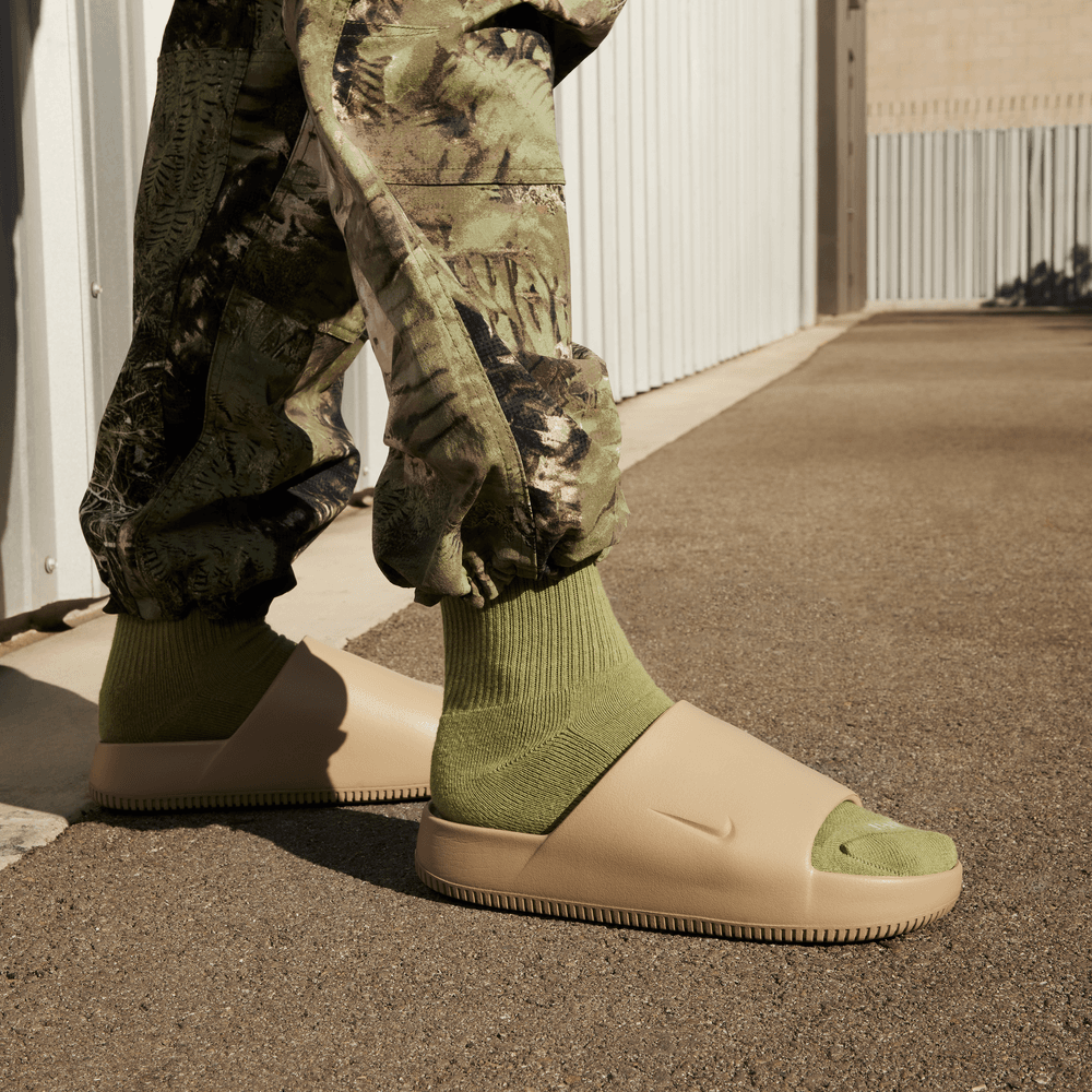 NIKE CALM SLIDE