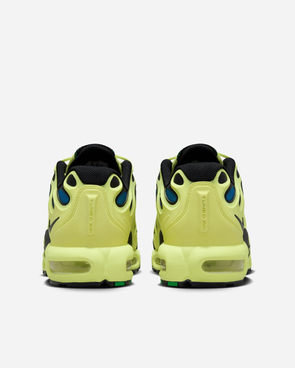 NIKE AIR MAX PLUS DRIFT
