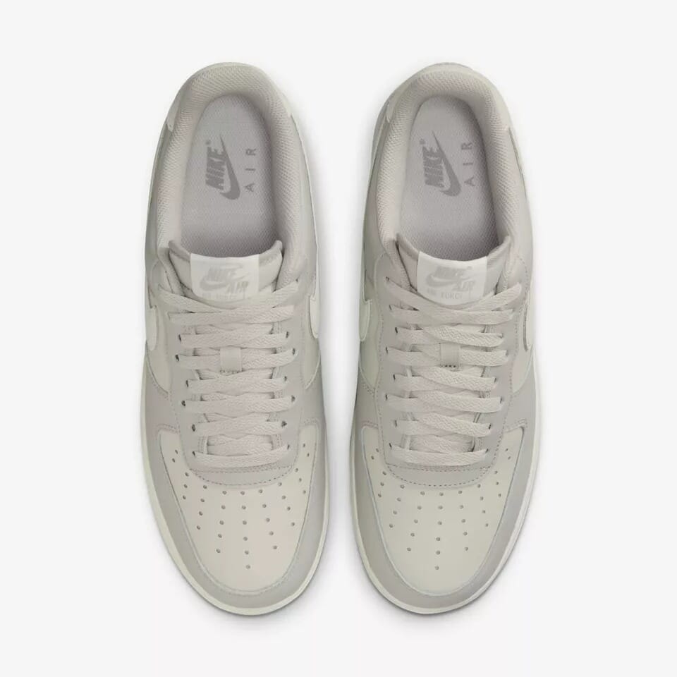 NIKE AIR FORCE 1 '07 LV8