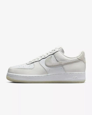 NIKE AIR FORCE 1 '07 LV8