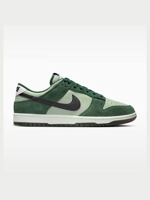 NIKE NIKE DUNK LOW RETRO SE ESS+