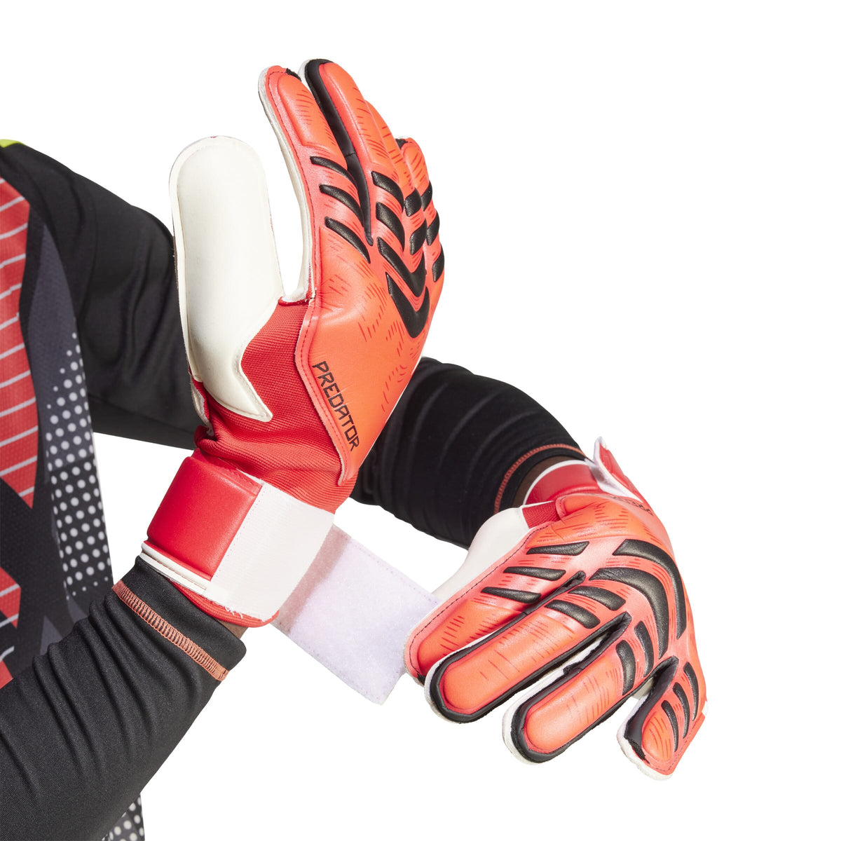 ADIDAS PRED GL MTC         PURRUB/LUCRED/BLACK