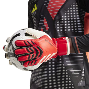 ADIDAS PRED GL MTC         PURRUB/LUCRED/BLACK