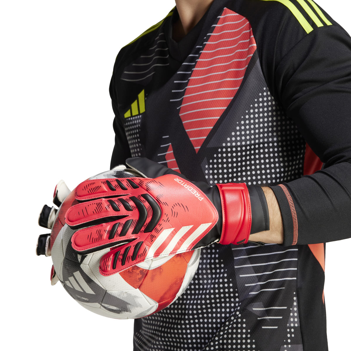 ADIDAS PRED GL TRN         BLACK/LUCRED/BLACK