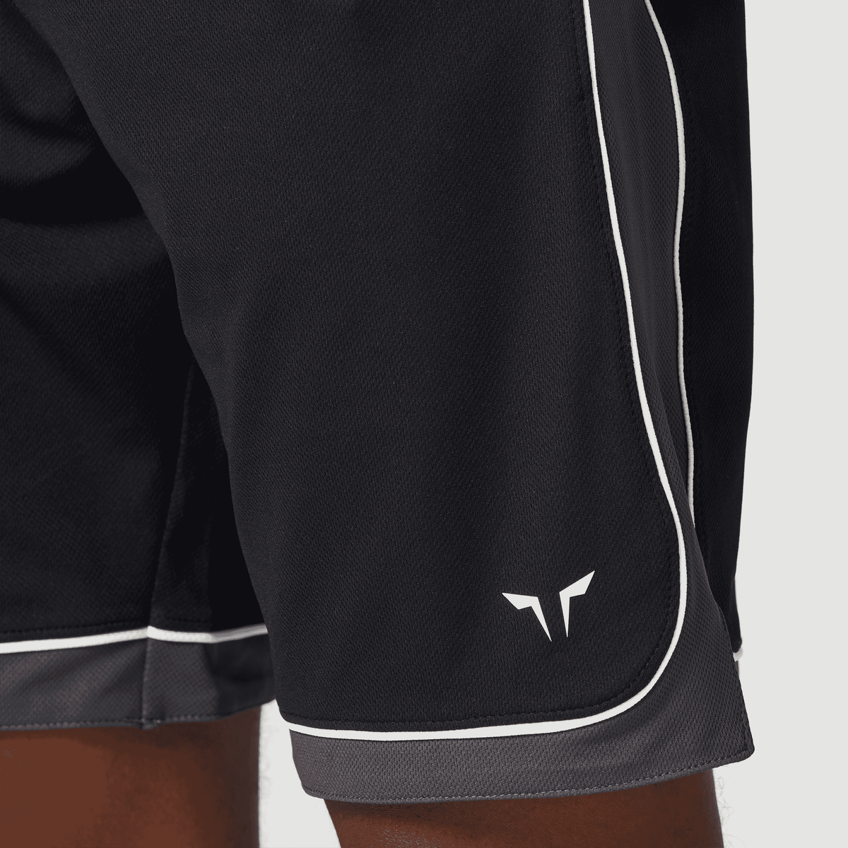 SQUATWOLF 9" BASKETBALL SHORTS