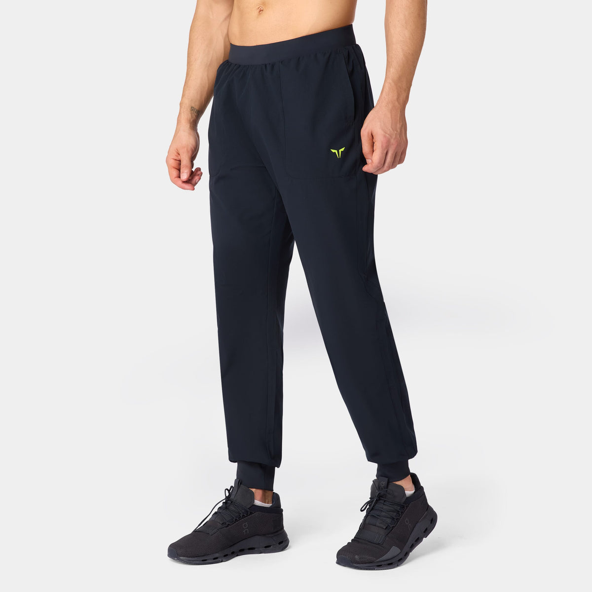SQUATWOLF WOVEN SLIM PANT