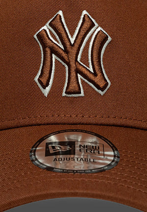 NEW ERA WMNS METALLIC LOGO 9FORTY NEYYAN  FBGPNK