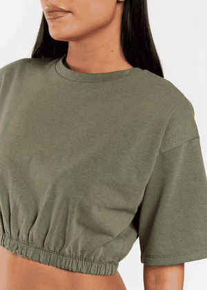 THE GIVING MOVEMENT CROP TOP