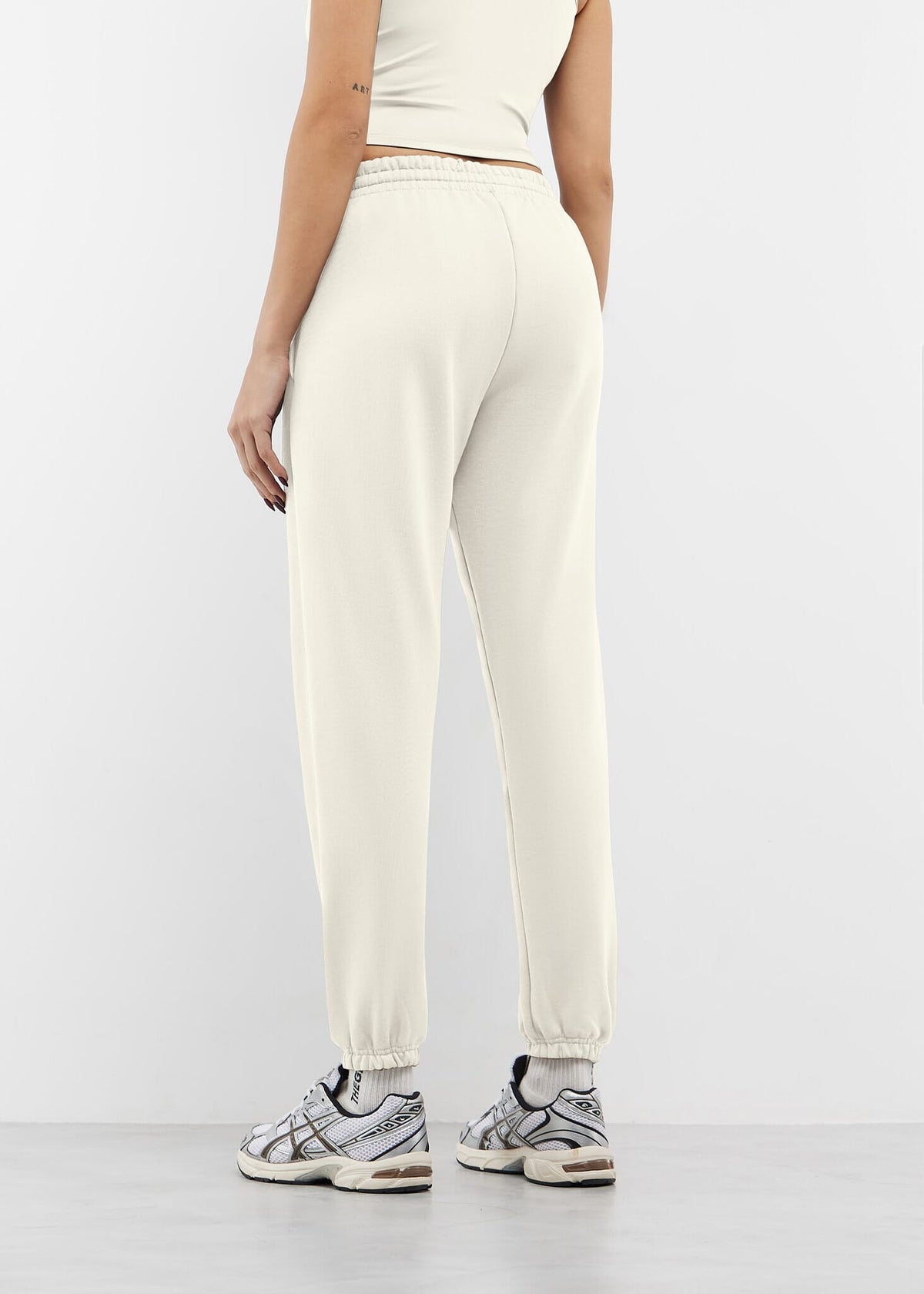 THE GIVING MOVEMENT COTTON RELAXED FIT 29.5 INCH JOGGER