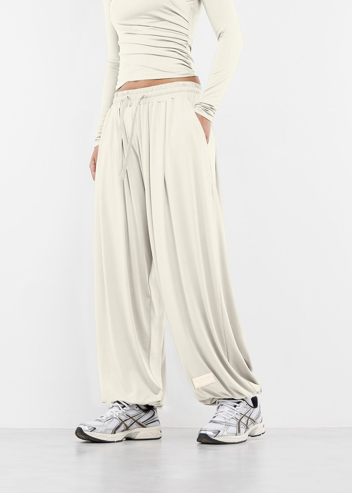 THE GIVING MOVEMENT WOMENS LIGHTWEIGHT HAREEM PANTS