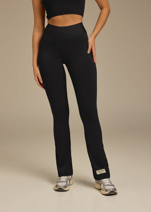 THE GIVING MOVEMENT SOFTSKIN FLARED 30.5 INCH LEGGING