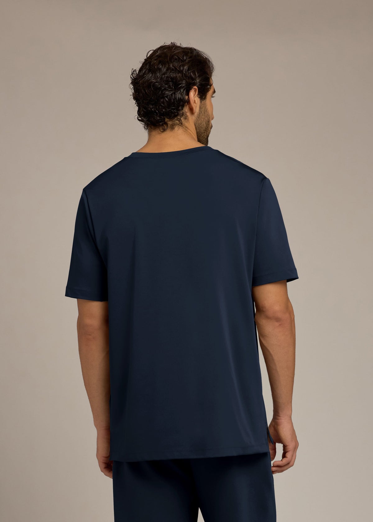 THE GIVING MOVEMENT MENS LIGHT COTTON LUXE MENS REG FIT T-SHIRT