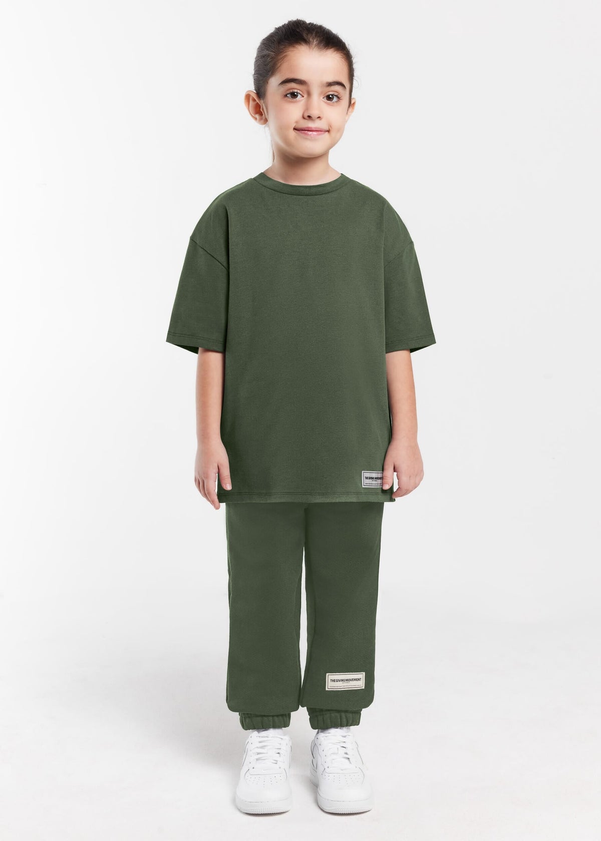 THE GIVING MOVEMENT KIDS JOGGER