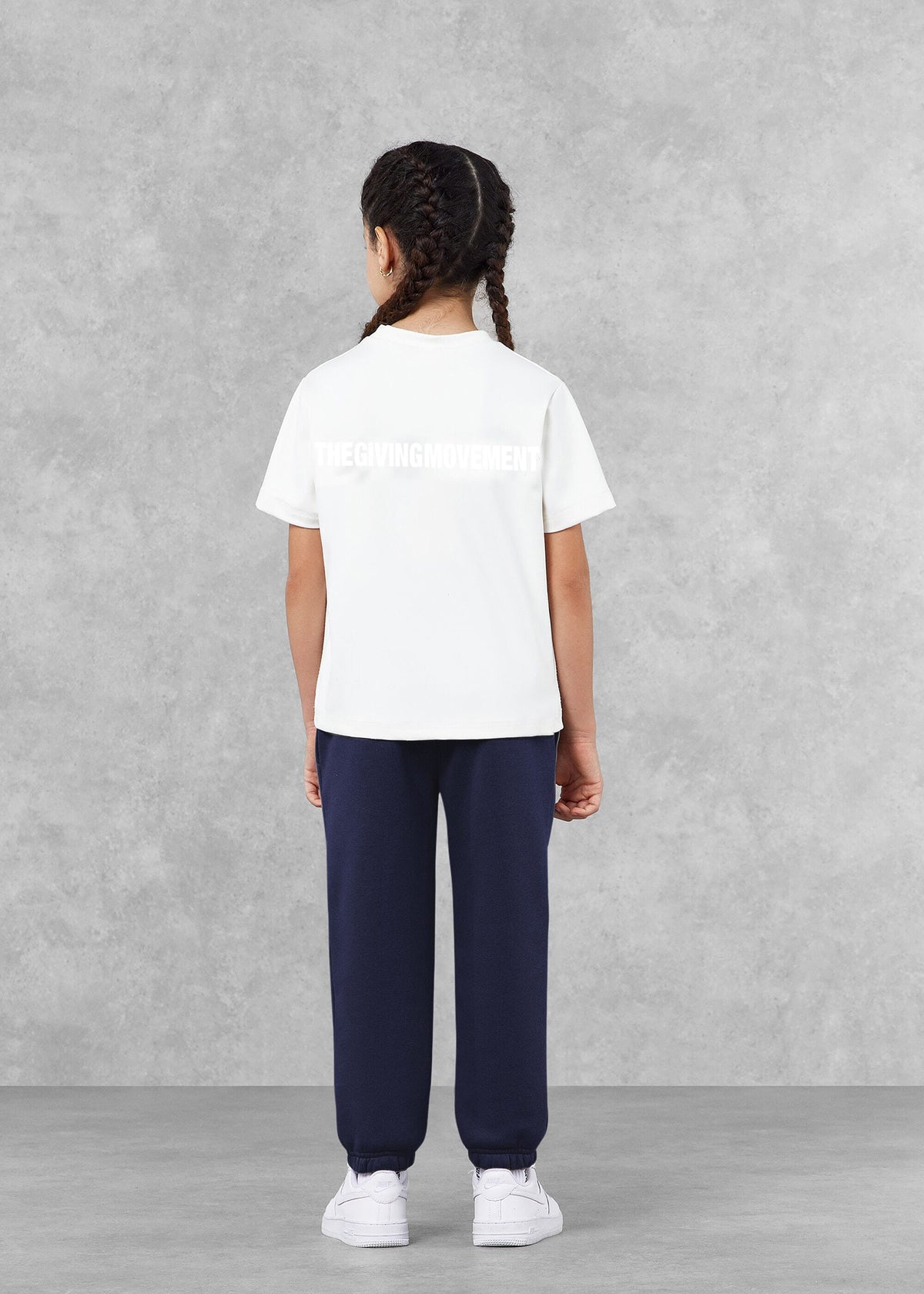 THE GIVING MOVEMENT KIDS JOGGER