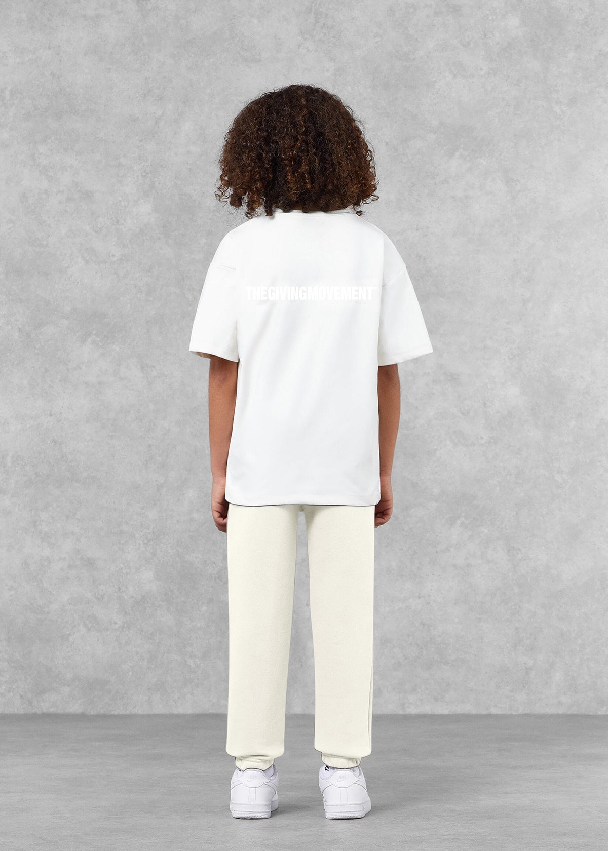 THE GIVING MOVEMENT KIDS JOGGER