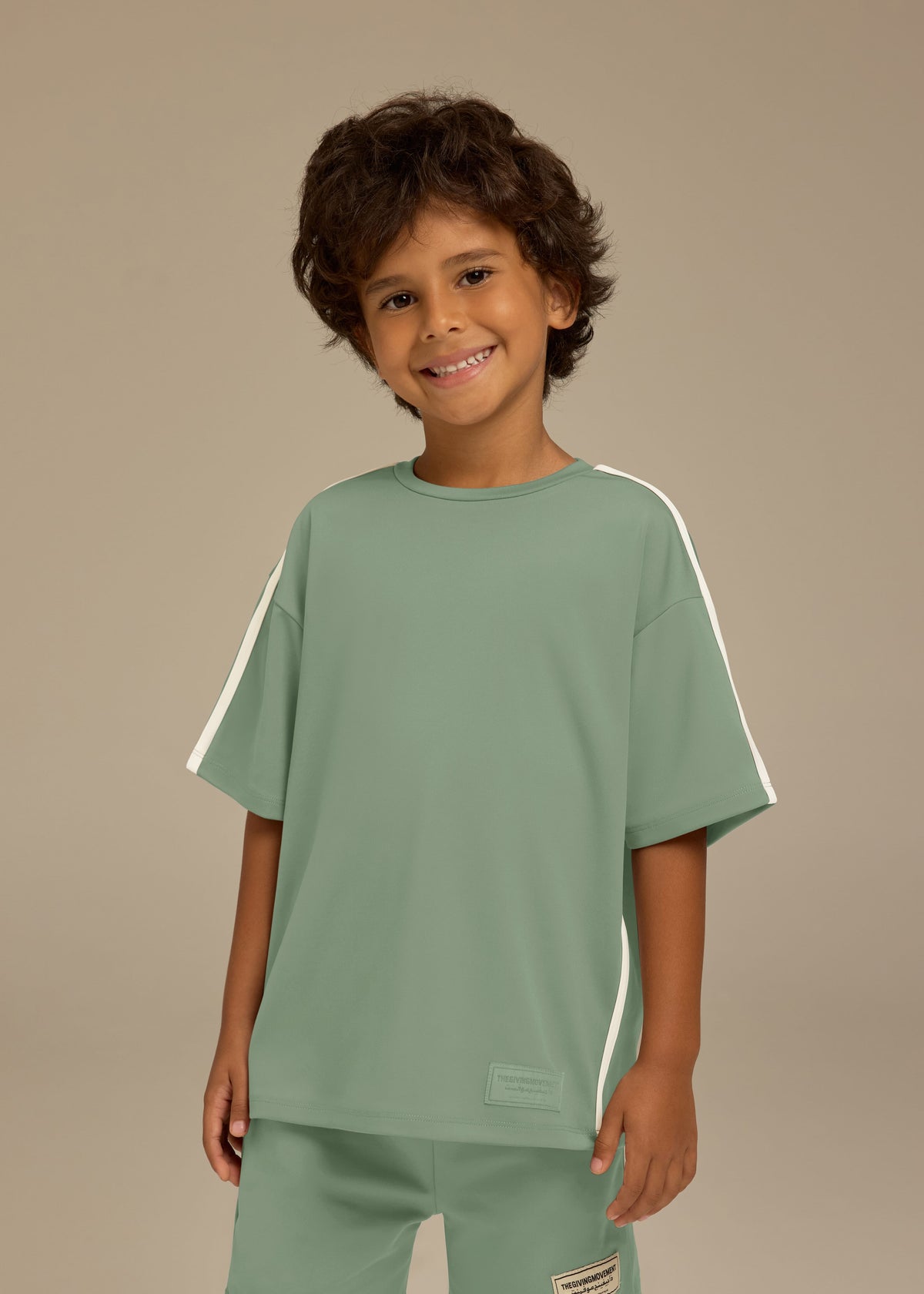 THE GIVING MOVEMENT KIDS SOFTSKIN OVERSIZED CONTRAST STRIPE T-SHIRT