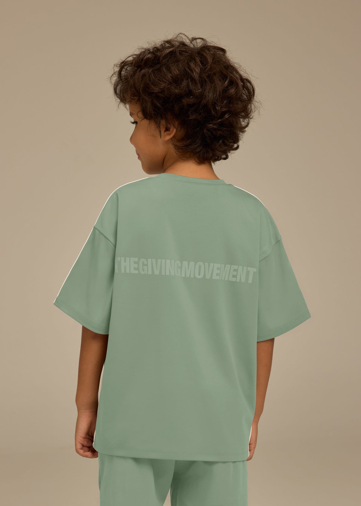 THE GIVING MOVEMENT KIDS SOFTSKIN OVERSIZED CONTRAST STRIPE T-SHIRT