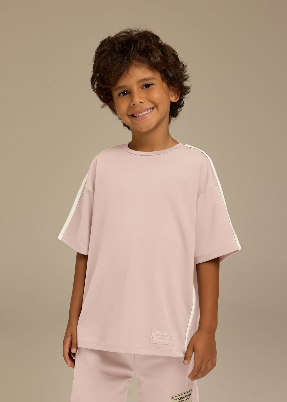 THE GIVING MOVEMENT KIDS SOFTSKIN OVERSIZED CONTRAST STRIPE T-SHIRT
