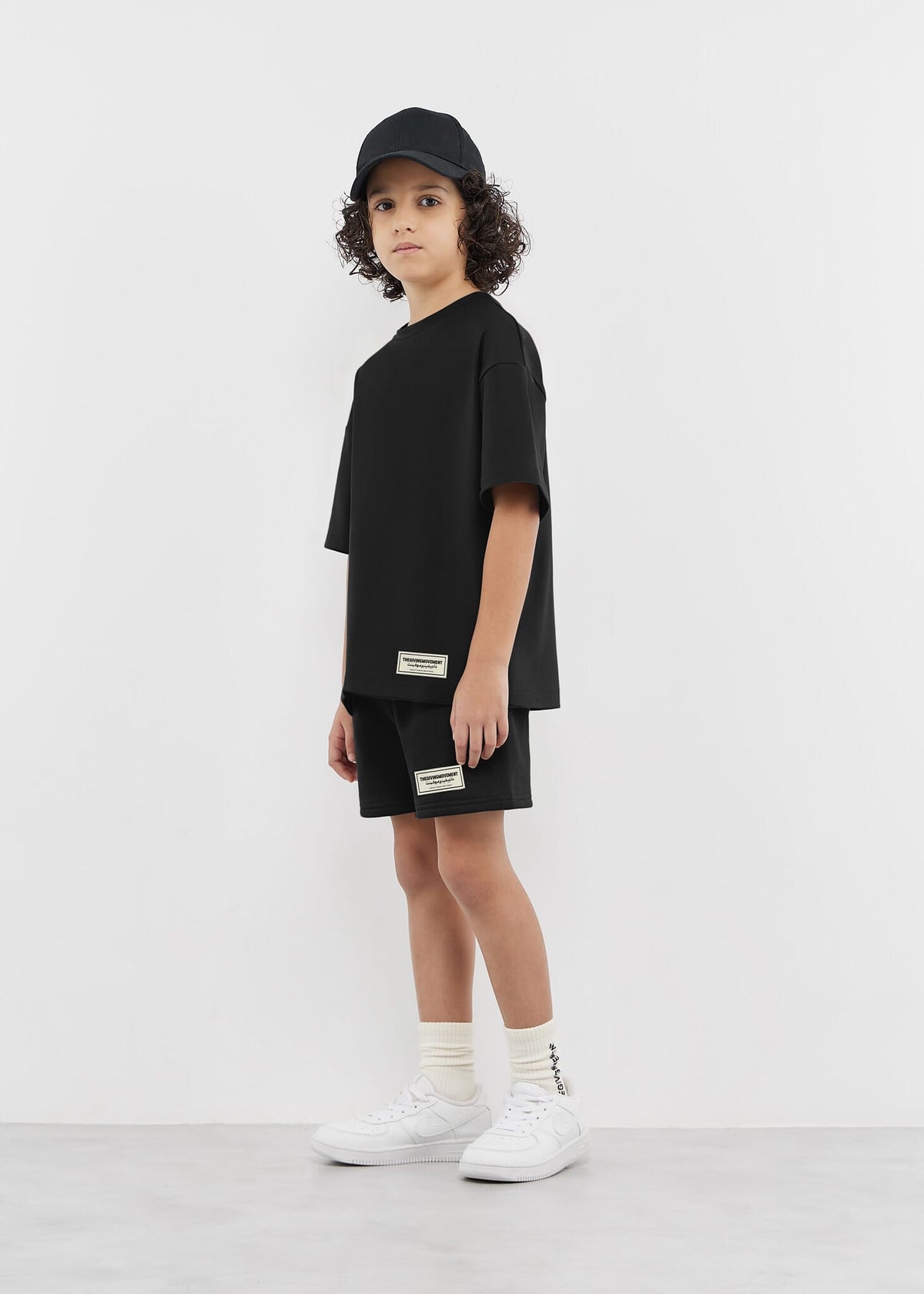 THE GIVING MOVEMENT KIDS SOFTSKIN OVERSIZED T-SHIRT