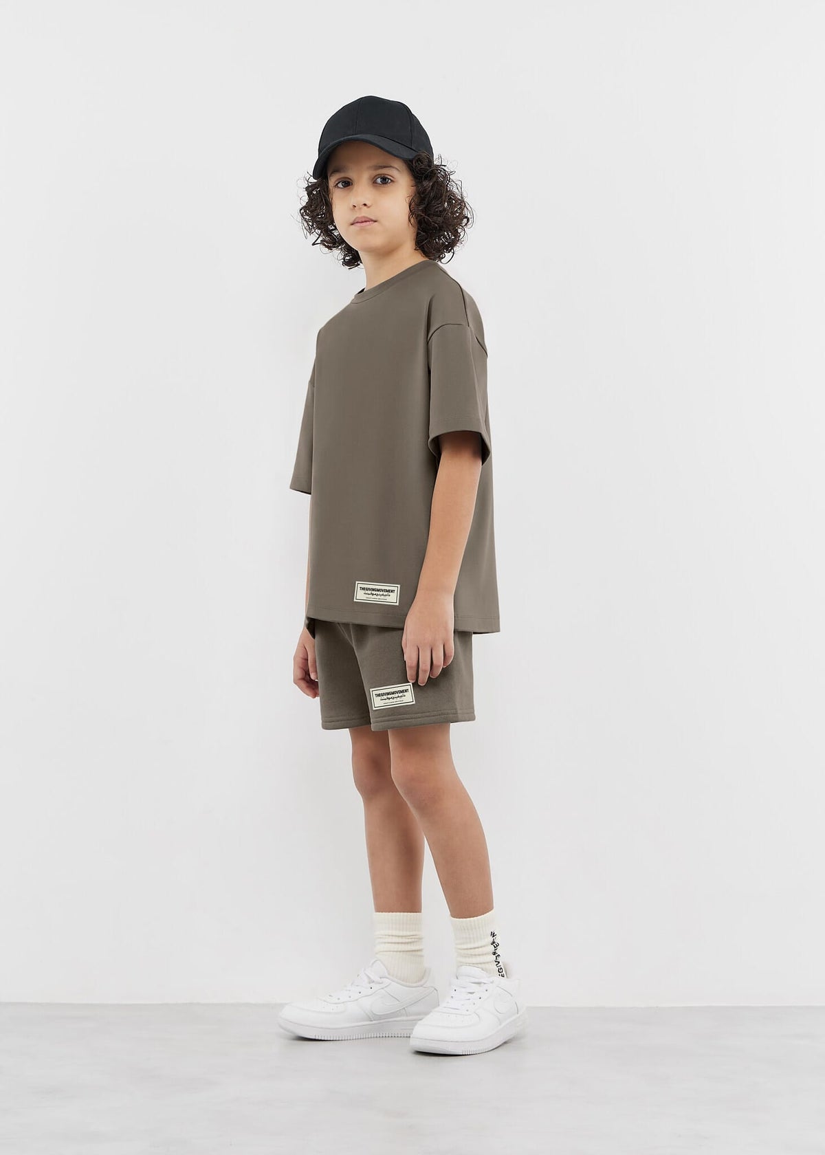 THE GIVING MOVEMENT KIDS SOFTSKIN OVERSIZED T-SHIRT