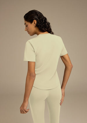 THE GIVING MOVEMENT WOMENS SOFTSKIN CURVED HEM T-SHIRT