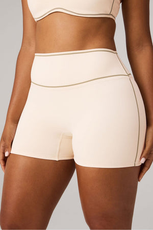 FABLETICS THE NO-SEAM PURELUXE TLC SHORT 4"