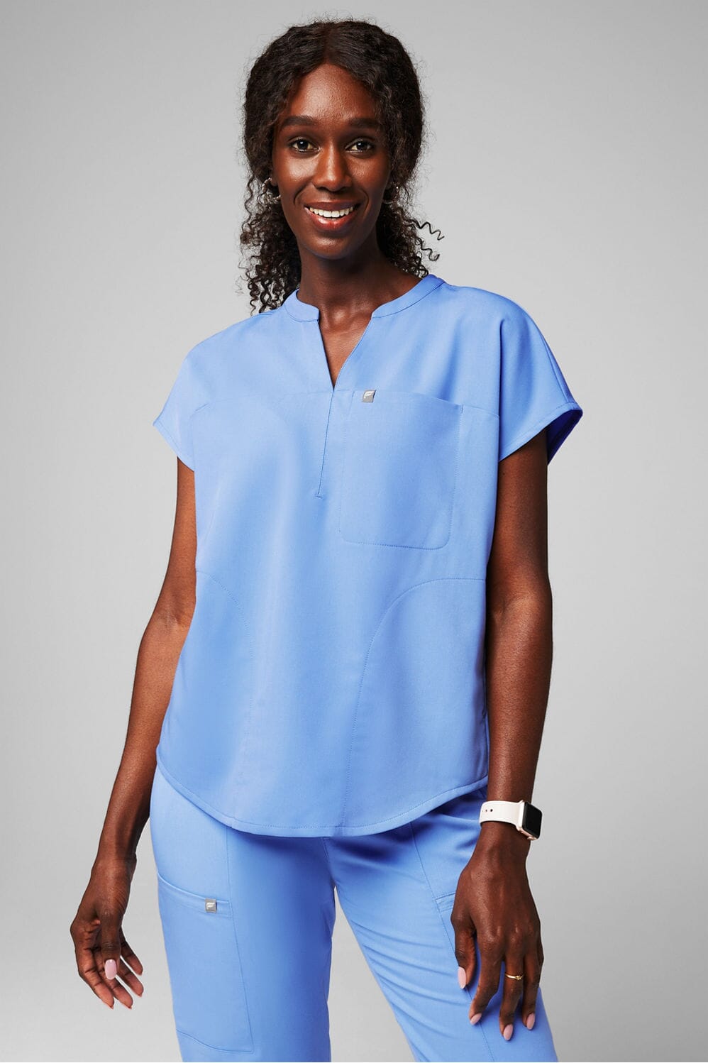 FABLETICS EVOLVE SCRUB TOP