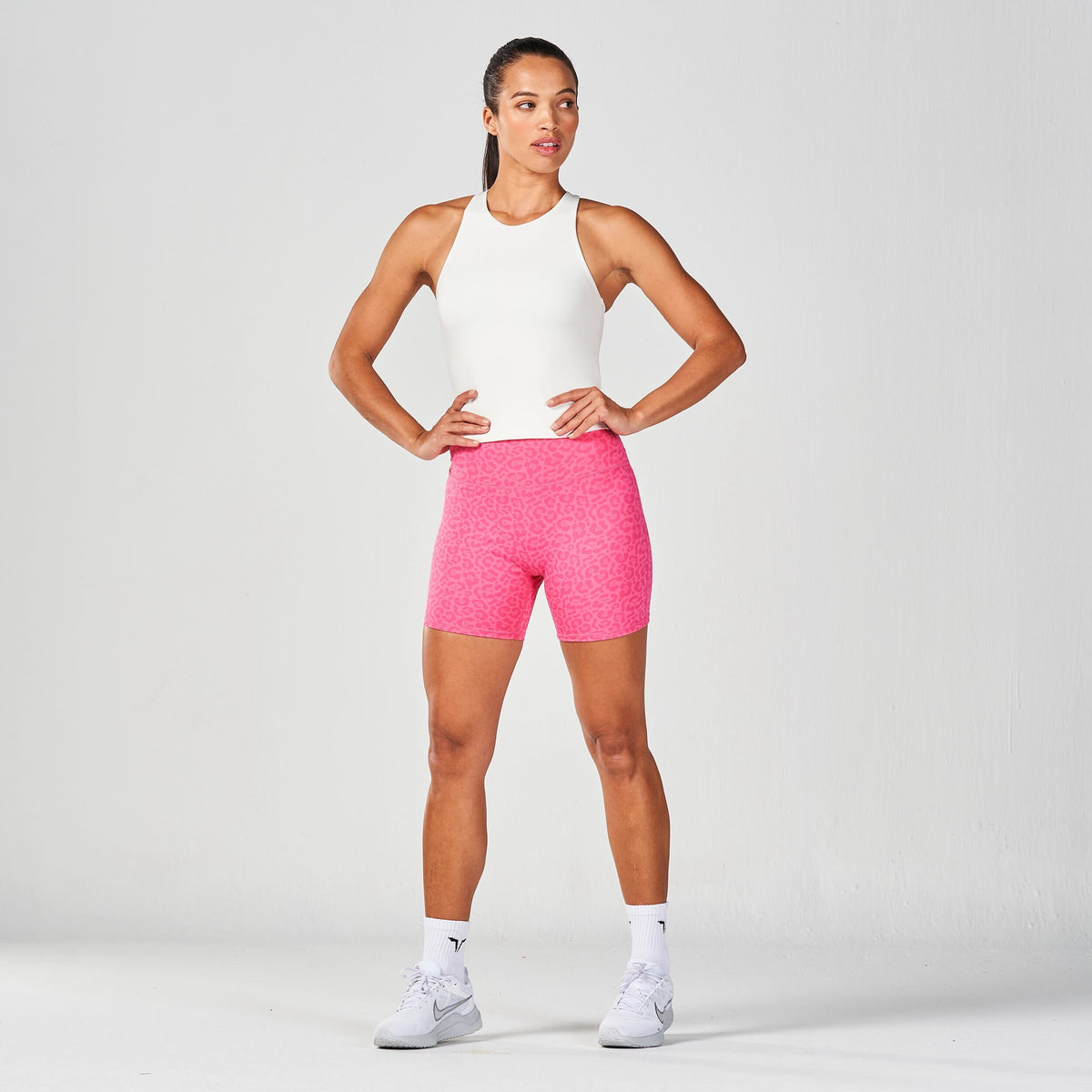 SQUATWOLF UNTAMED 5" BIKER SHORTS
