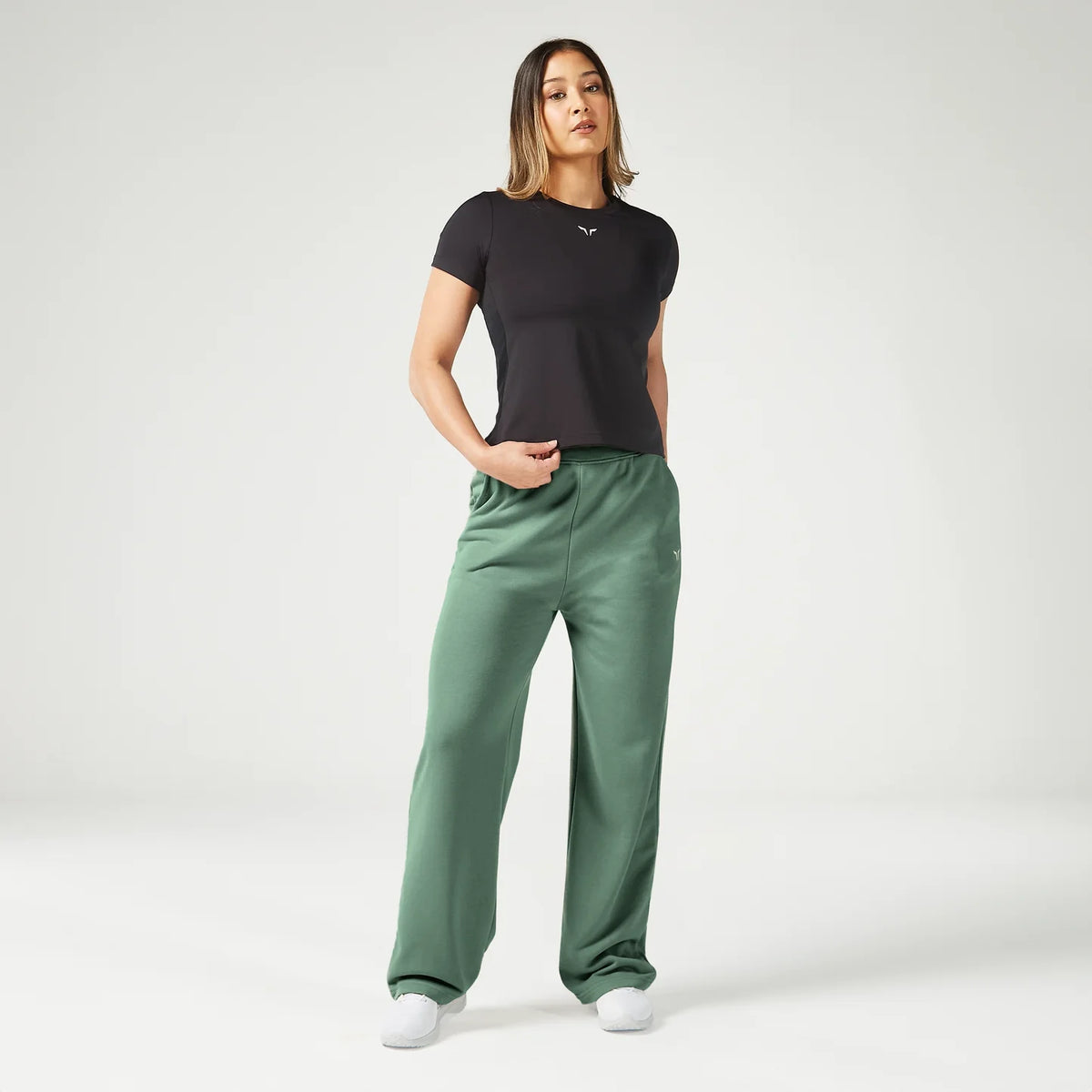 SQUATWOLF ESSENTIAL STRAIGHT LEG JOGGERS