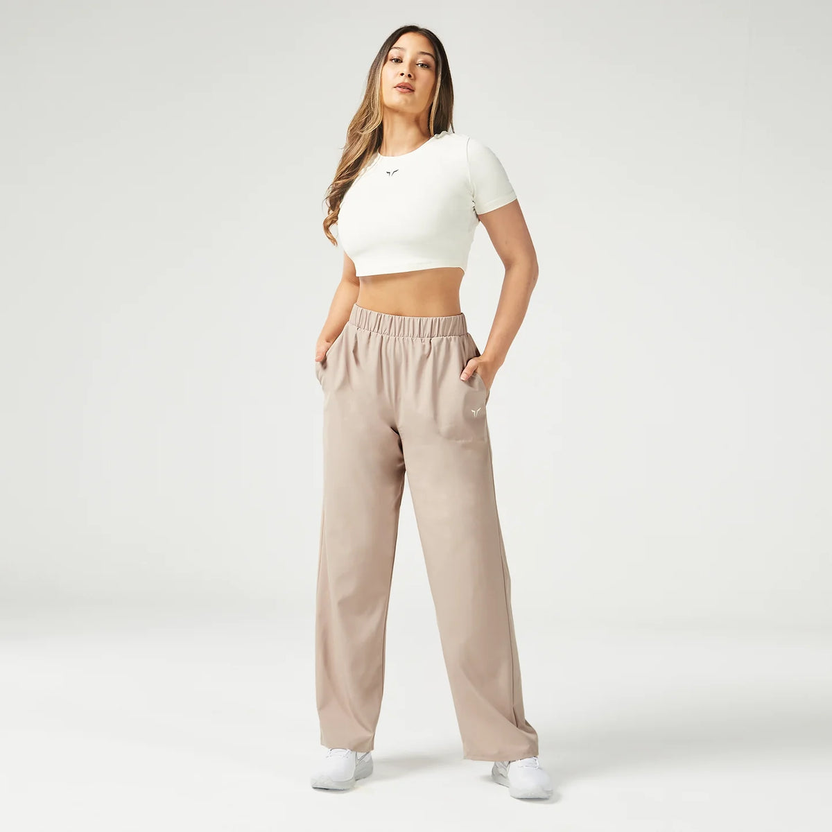 SQUATWOLF ESSENTIAL CROPPED TEE