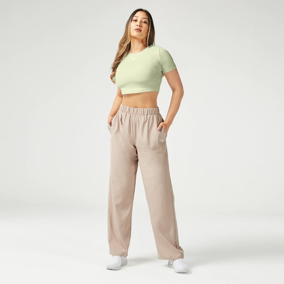 SQUATWOLF ESSENTIAL CROPPED TEE