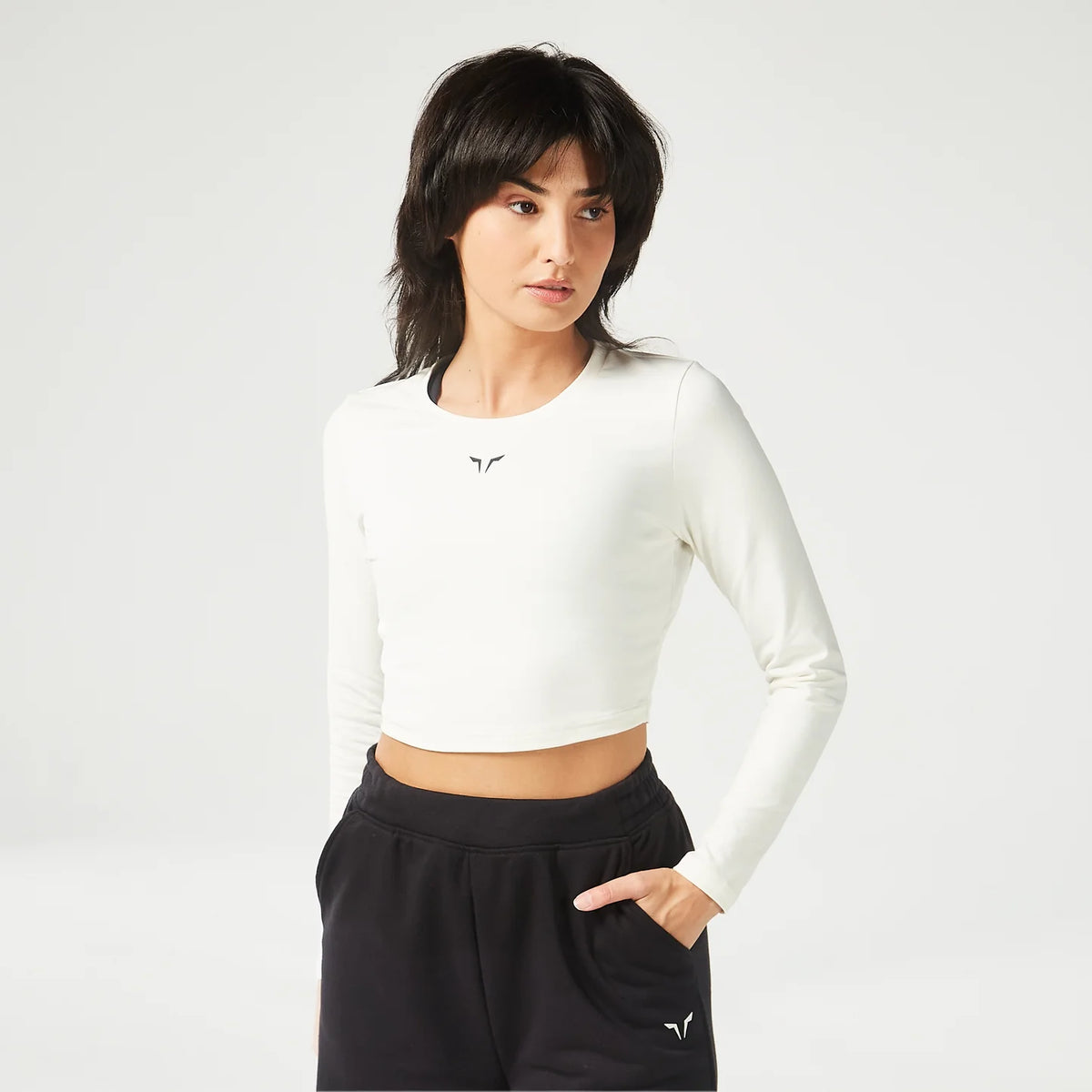 SQUATWOLF ESSENTIAL FULL SLEEVES CROP TOP