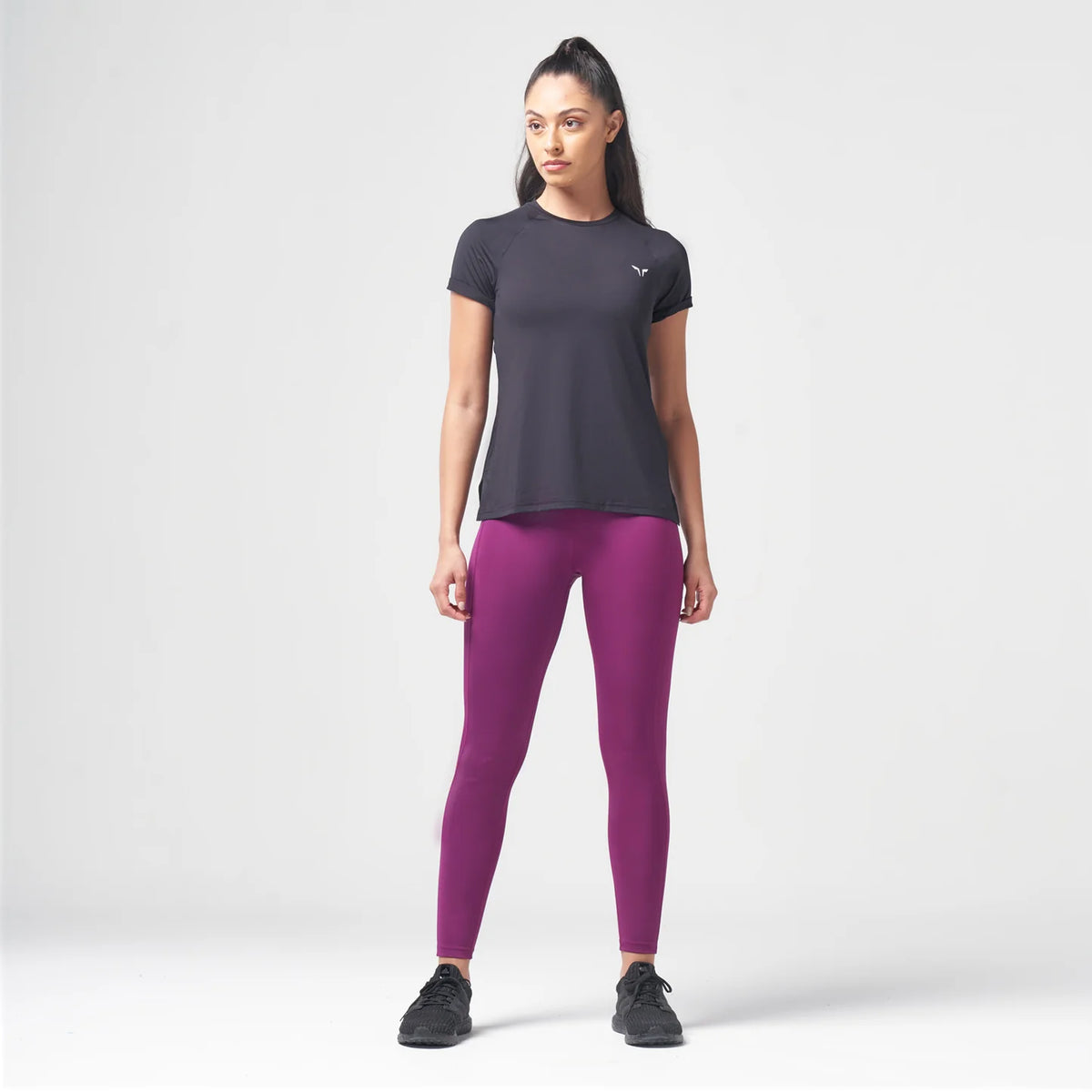 SQUATWOLF ESS WEIGHTLESS TEE