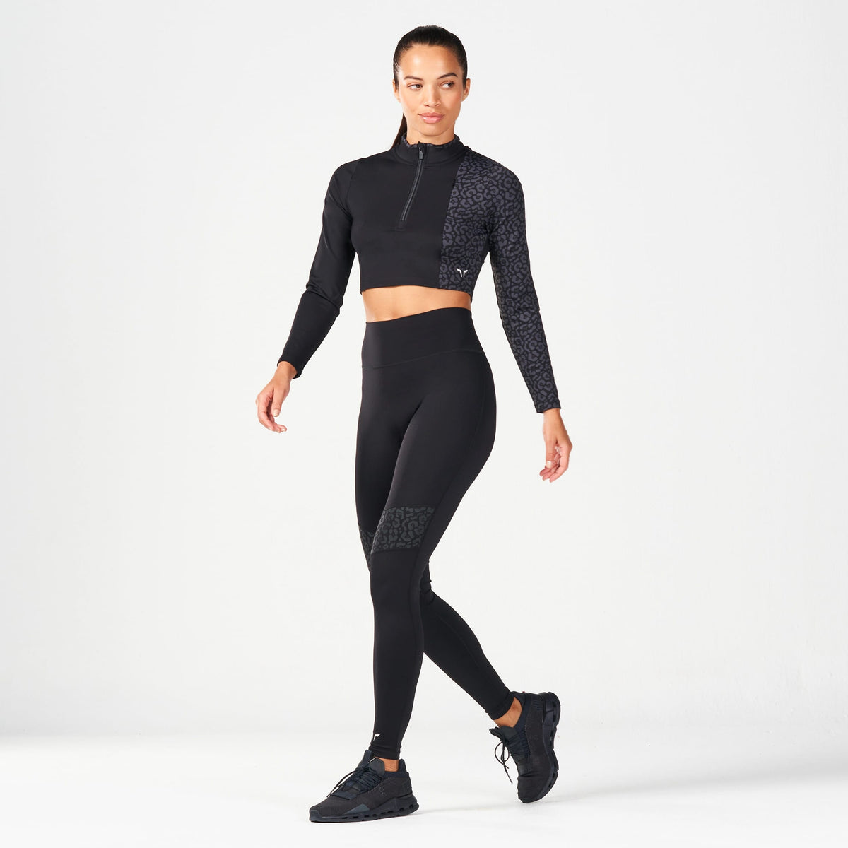 SQUATWOLF QTR ZIP SERPENT TOP