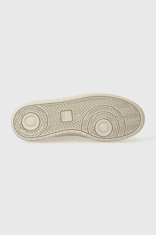 VEJA V 12