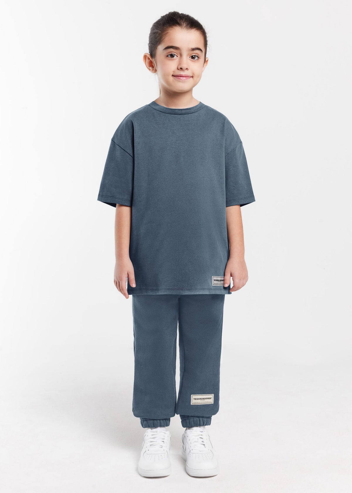 THE GIVING MOVEMENT KIDS JOGGER