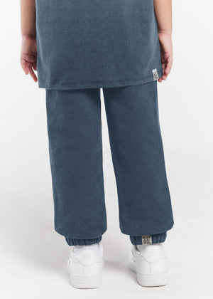 THE GIVING MOVEMENT KIDS JOGGER
