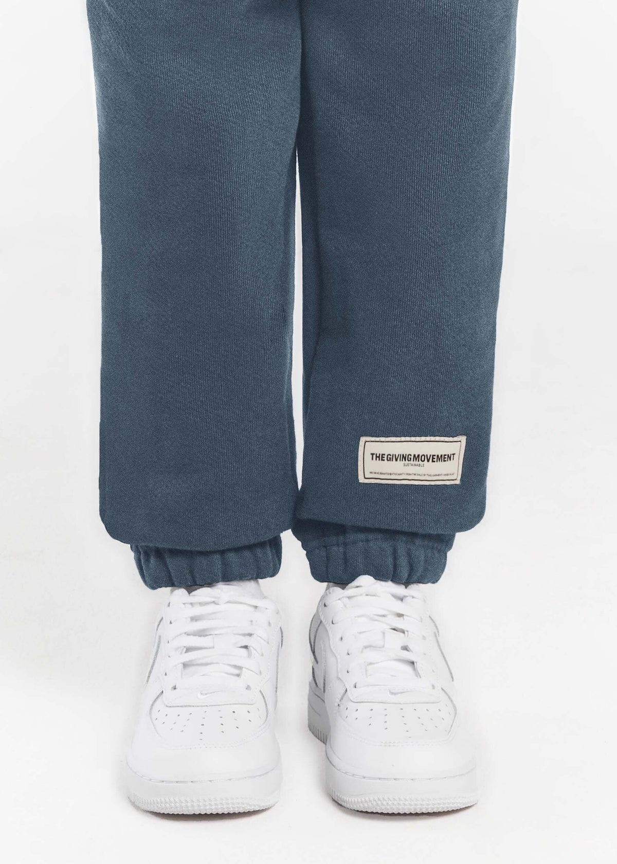 THE GIVING MOVEMENT KIDS JOGGER