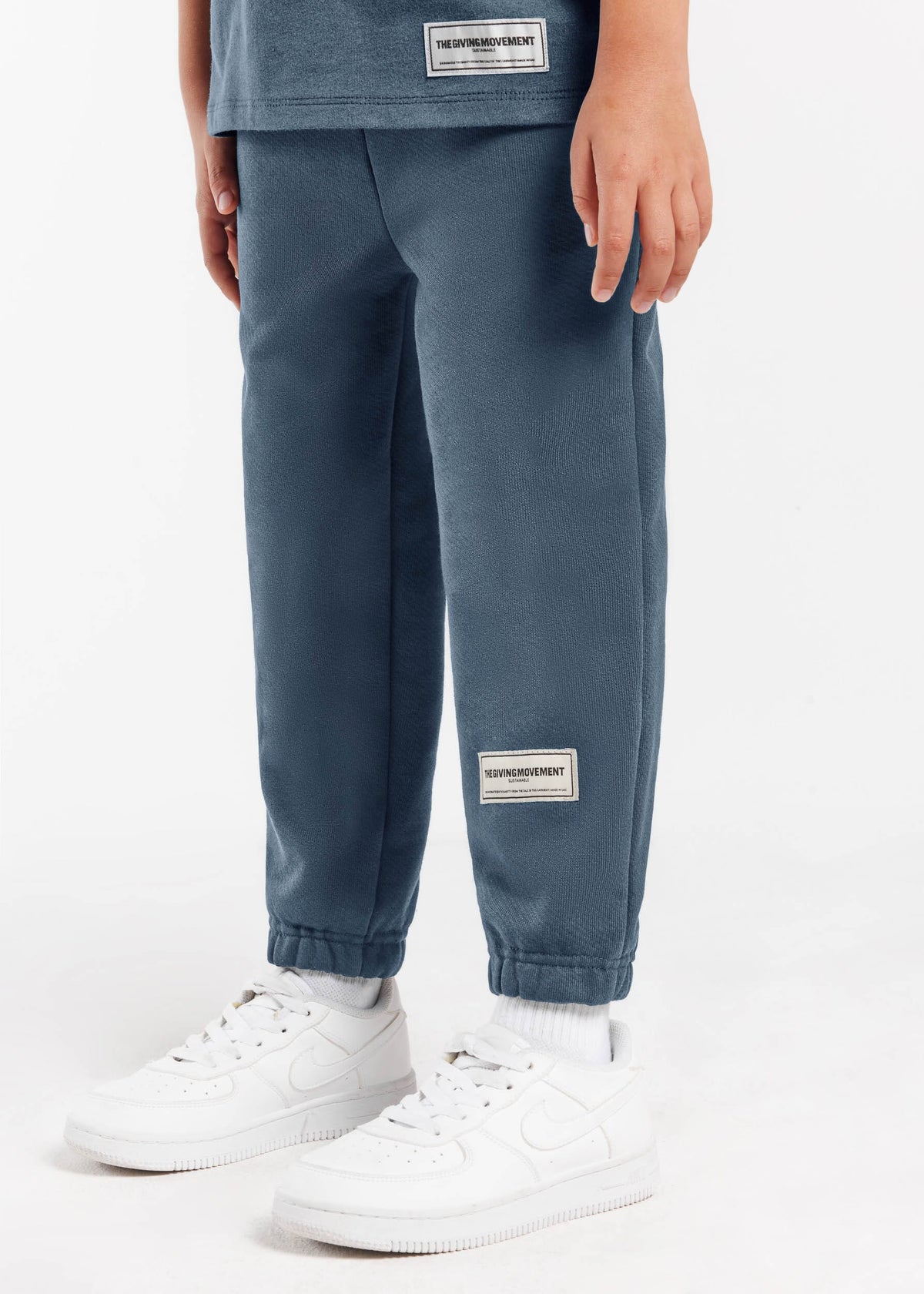 THE GIVING MOVEMENT KIDS JOGGER