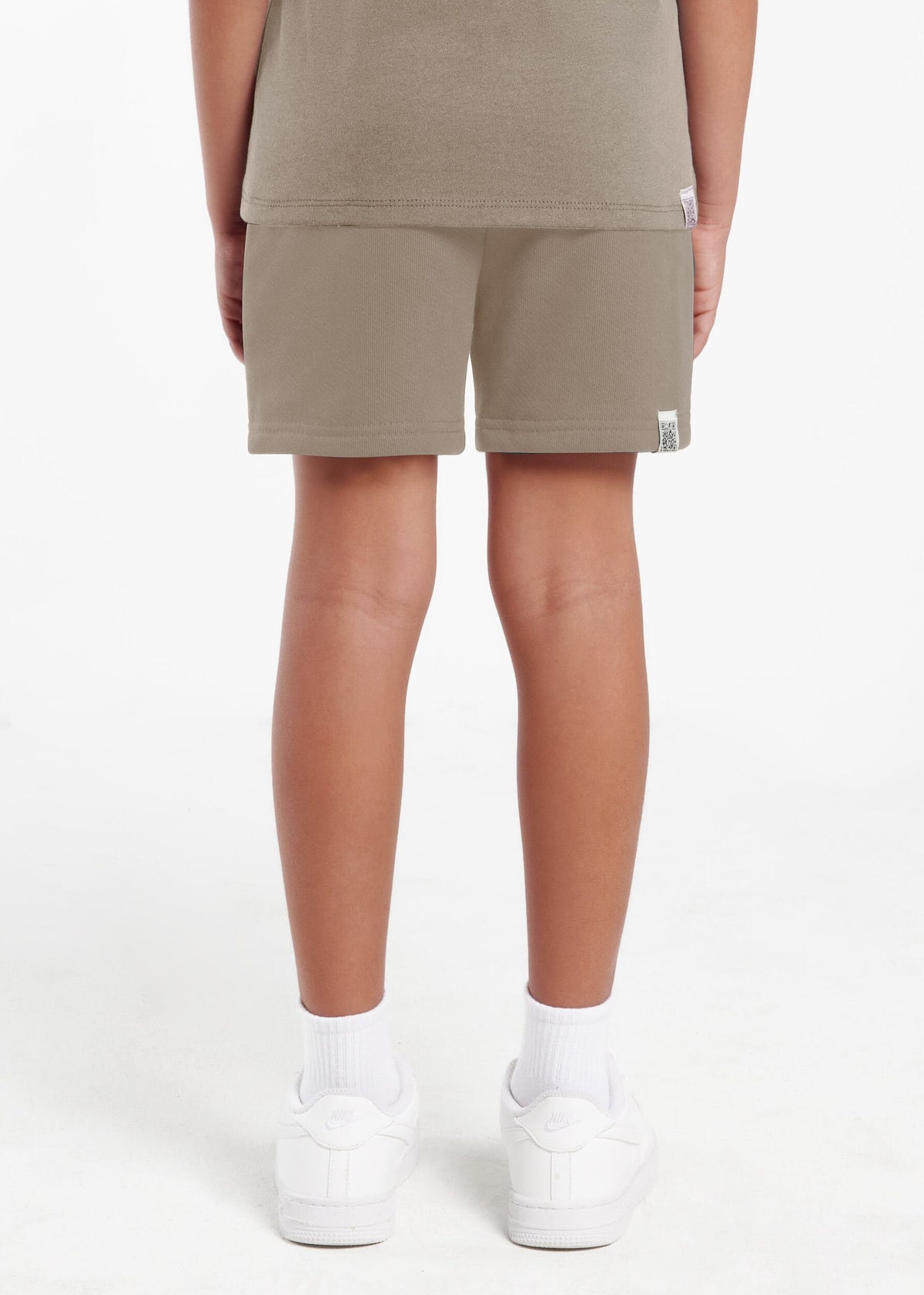 THE GIVING MOVEMENT KIDS LOUNGE SHORTS