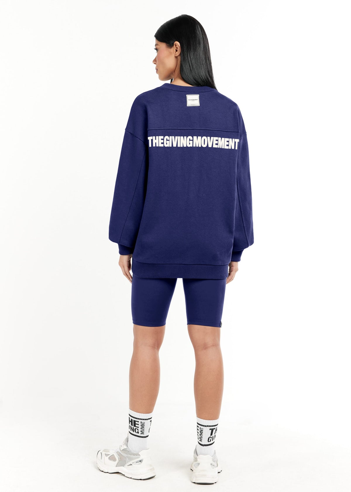 THE GIVING MOVEMENT OVERSIZED SWEATSHIRT